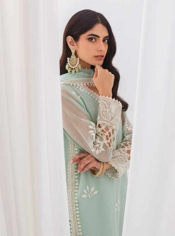 SEHAR | SUMMER EDIT | ZAINAB CHOTTANI in UK USA UAE online kapraye.com