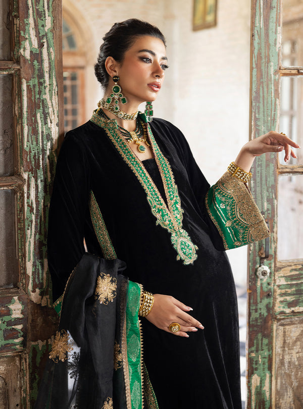 Vanya | Velvet Unstitched '24 | Zainab Chottani in UK USA UAE online kapraye.com