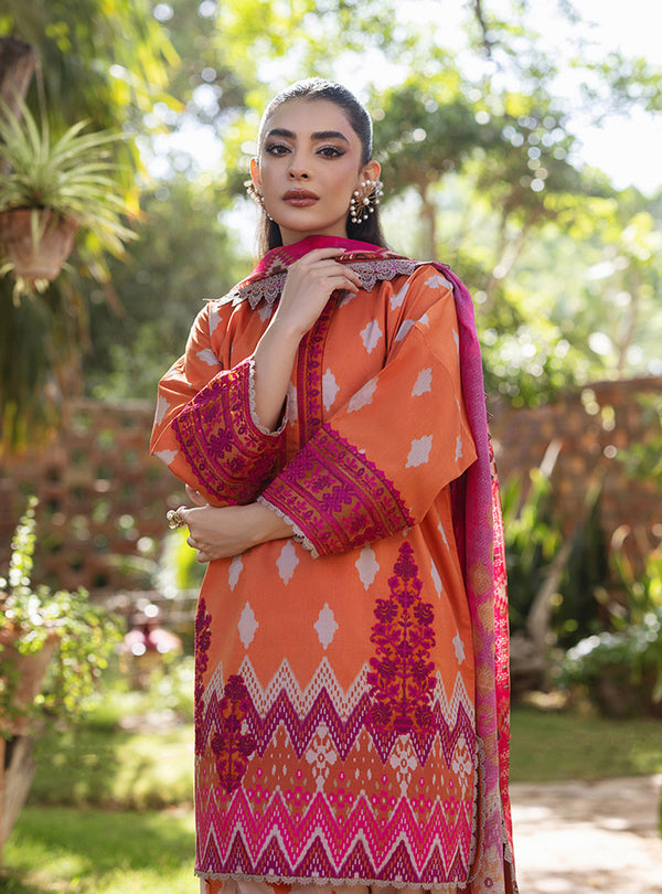 LIZA - D 8B | TAHRA LAWN '24 | ZAINAB CHOTTANI