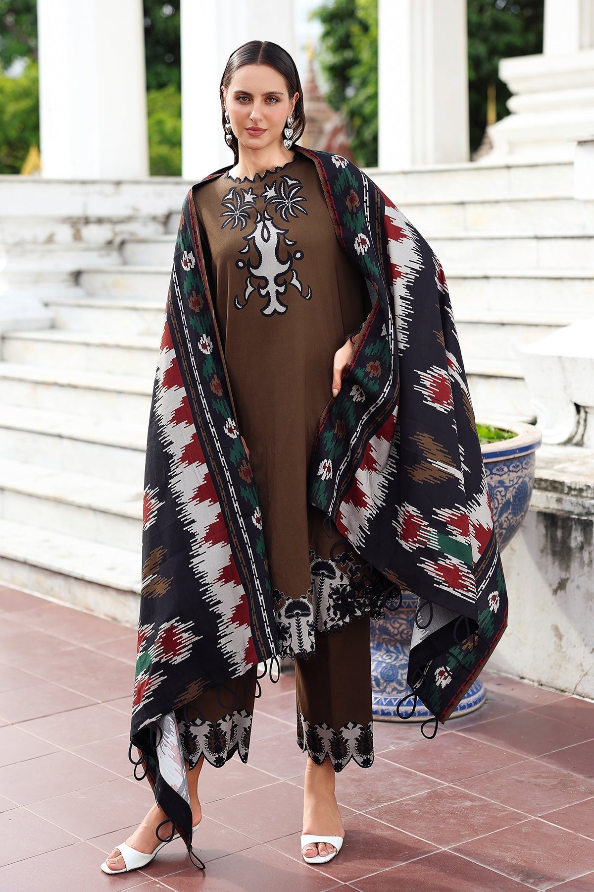 ANW6-02 | ANIQ Vol-01 2025 FALL WINTER | CHARIZMA