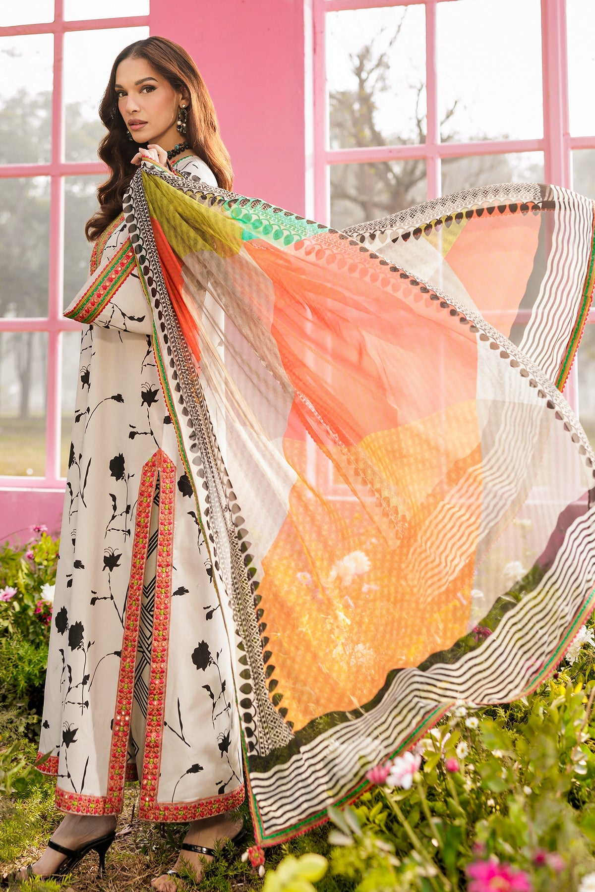 CRB6-02 | RANG E BAHAR | CHARIZMA