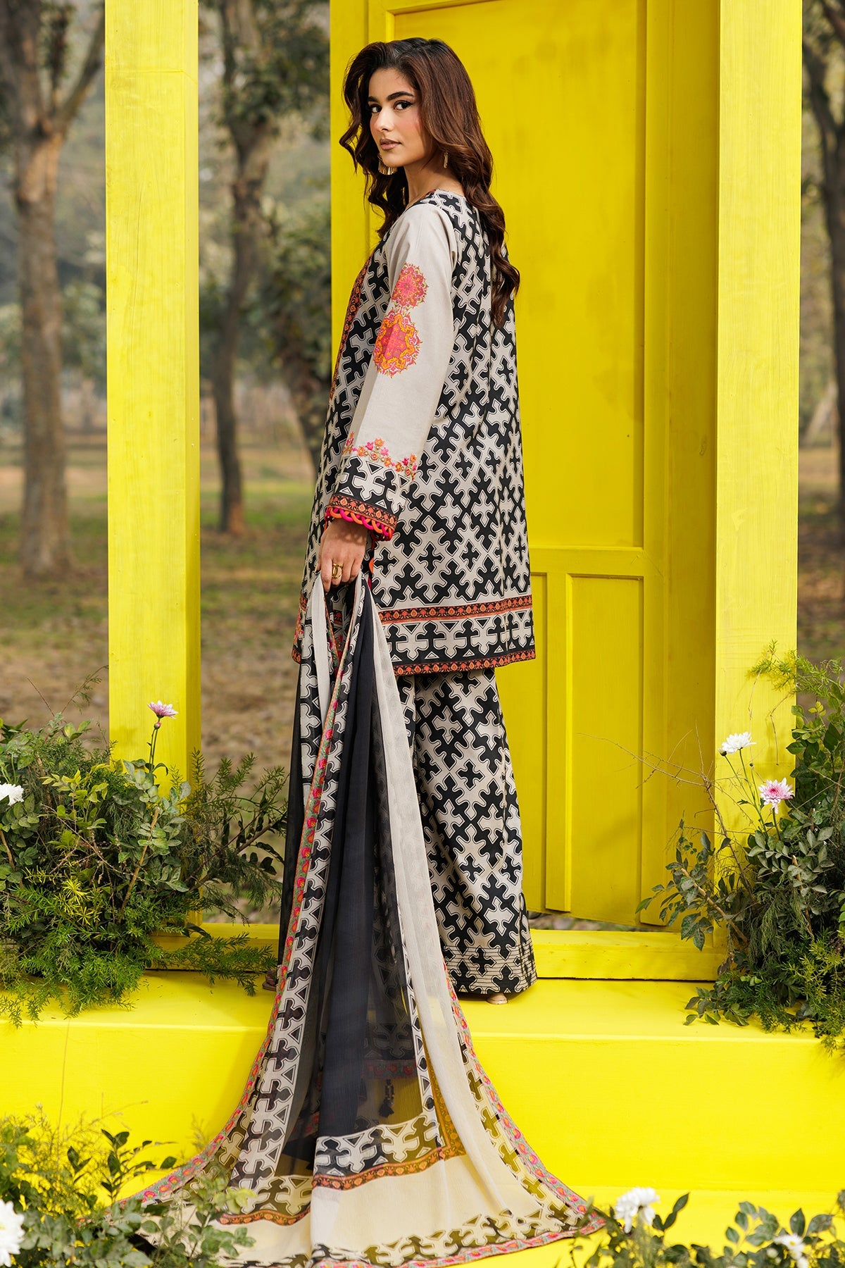3-PC Unstitched Embroidered Lawn Collection CC6-13 | combination-vol-2-2026 | CHARIZMA