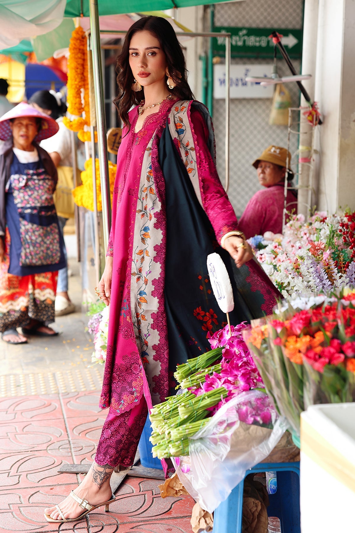 ANW6-06 | ANIQ Vol-01 2025 FALL WINTER | CHARIZMA