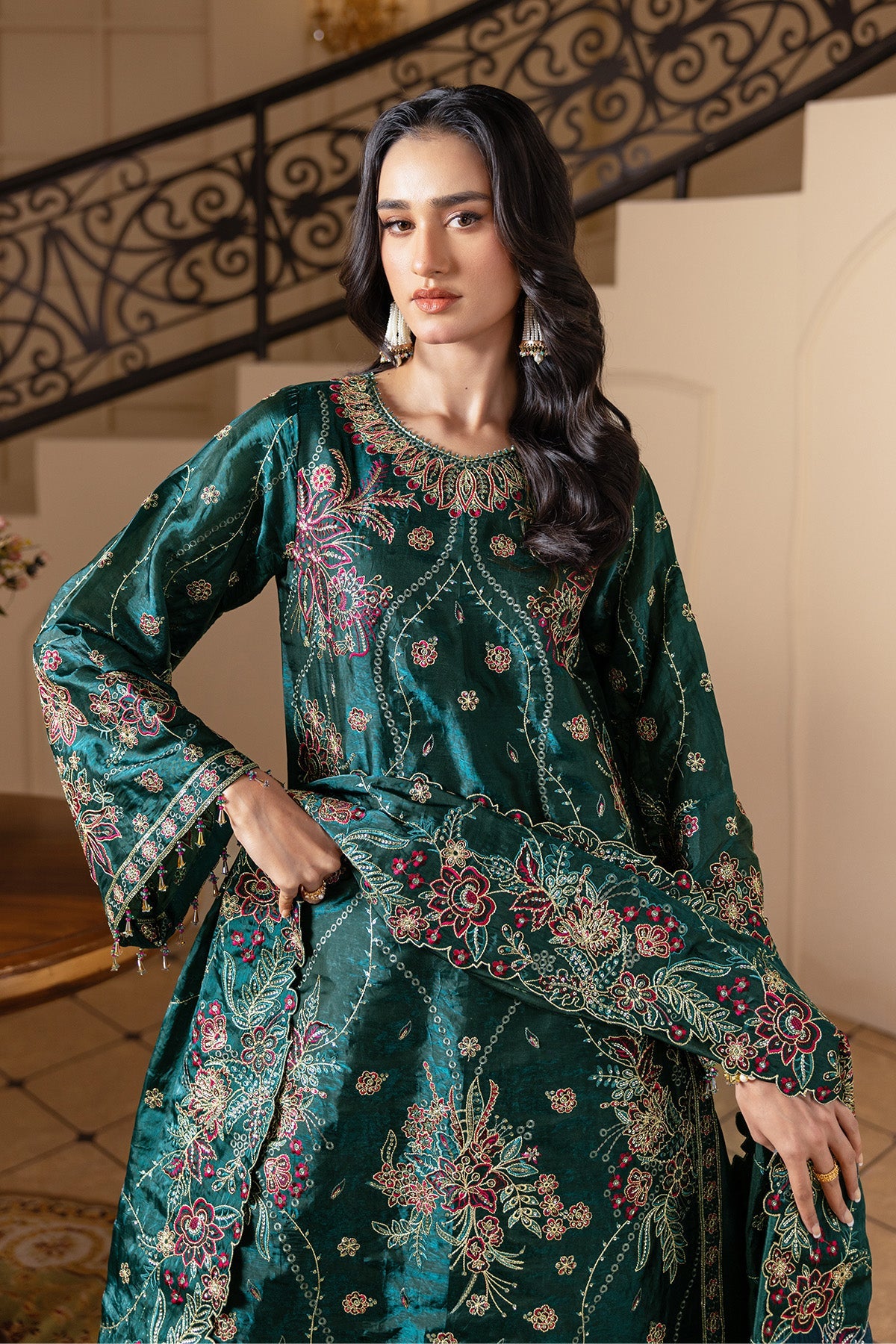 AF-SS-2243-Elif | AAINA - A REFLECTION OF ELEGANCE | ALIZEH FASHION