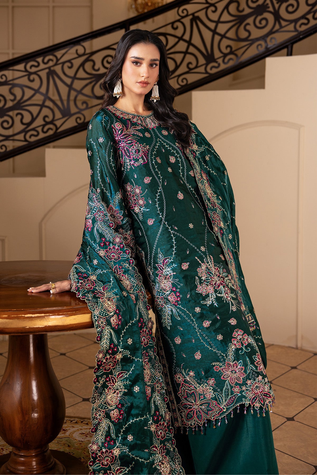 AF-SS-2243-Elif | AAINA - A REFLECTION OF ELEGANCE | ALIZEH FASHION