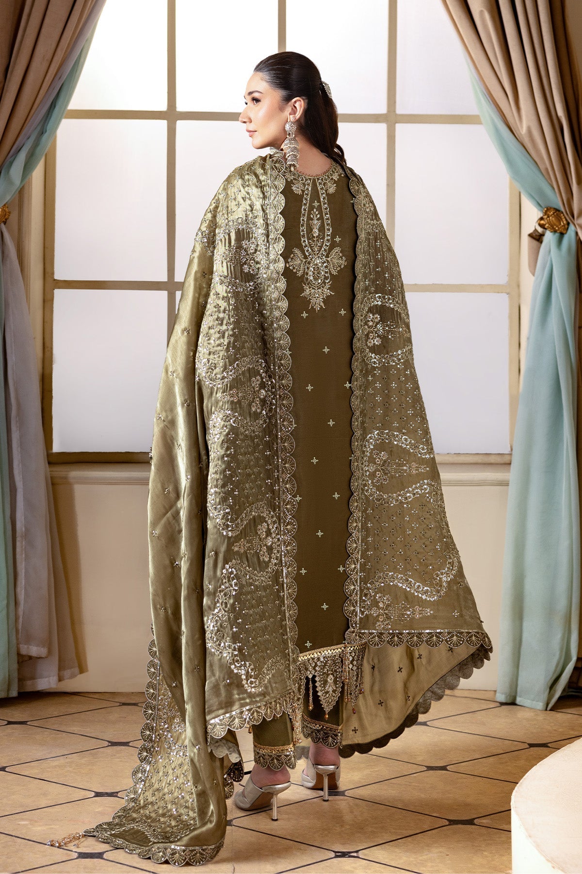 AF-SS-2236-Hoorab | AAINA - A REFLECTION OF ELEGANCE | ALIZEH FASHION