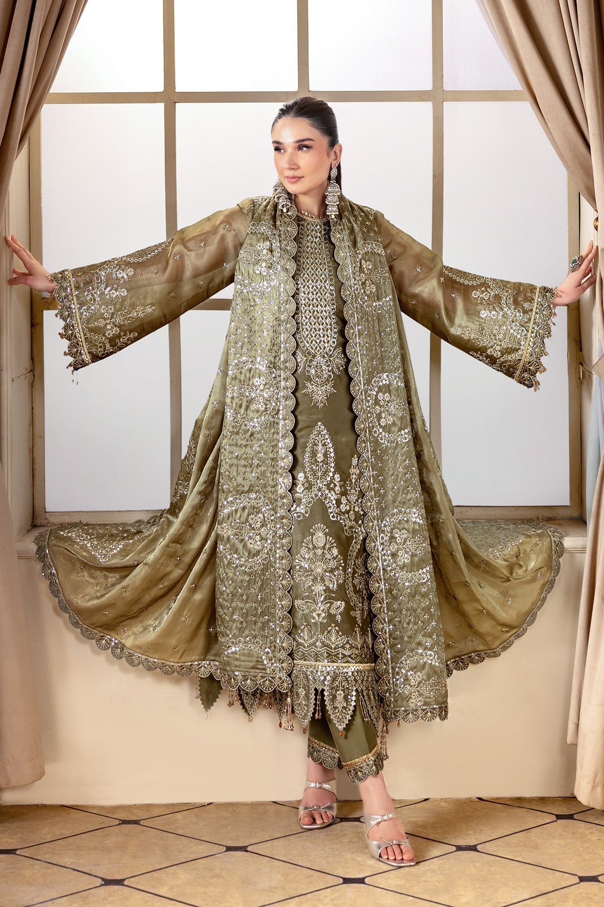 AF-SS-2236-Hoorab | AAINA - A REFLECTION OF ELEGANCE | ALIZEH FASHION