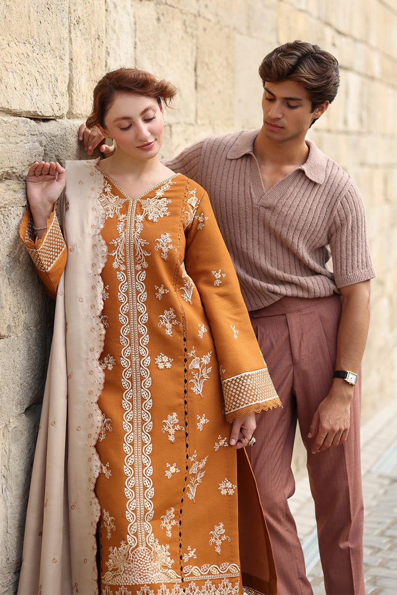 Cappuccino | CARNATION LUXURY SHAWL EDIT | RANG RASIYA