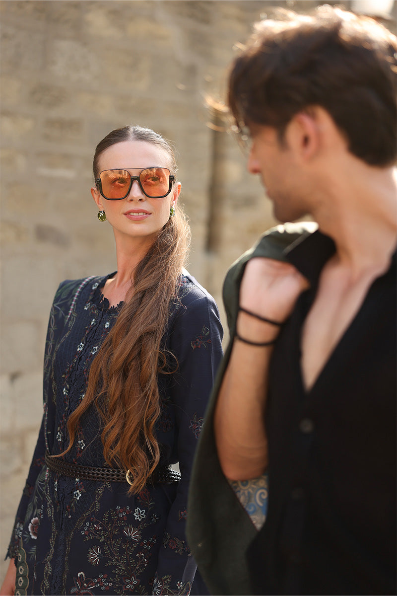 Americano | CARNATION LUXURY SHAWL EDIT | RANG RASIYA