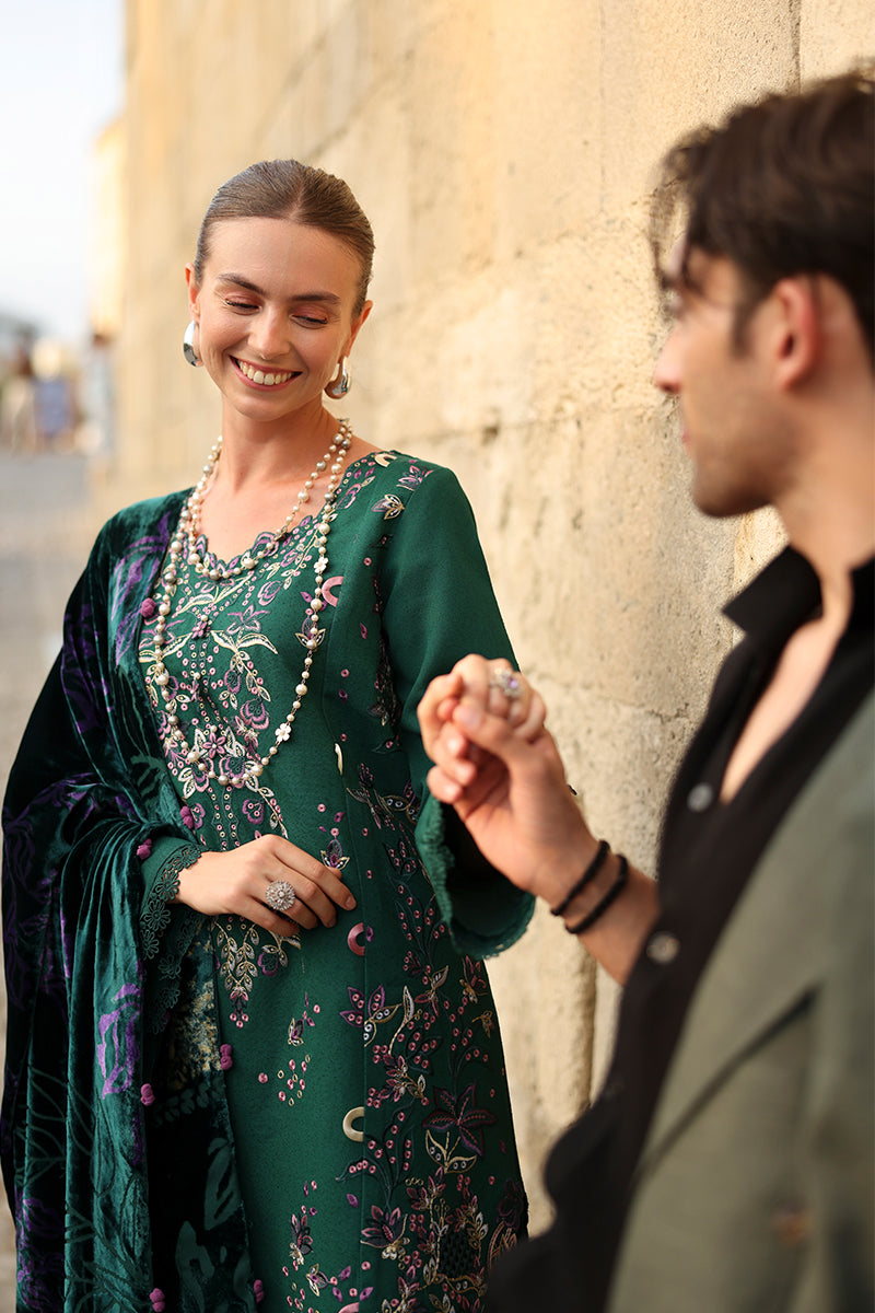 Matcha | CARNATION LUXURY SHAWL EDIT | RANG RASIYA