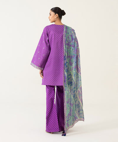 3 PIECE - EMBROIDERED TEXTURED LAWN SUIT | SIGNATURE LAWN VOL 4 | SAPPHIRE in UK USA UAE online kapraye.com