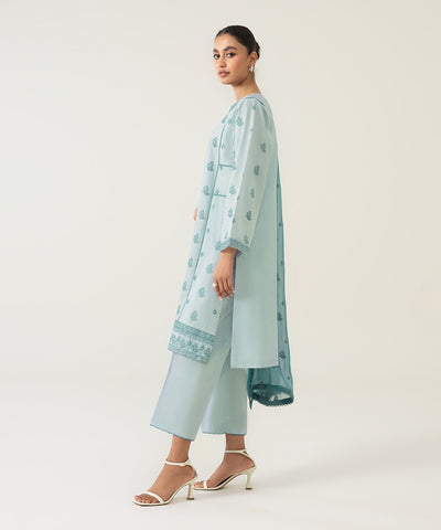 3 PIECE - DYED EMBROIDERED LAWN SUIT | SIGNATURE LAWN VOL 4 | SAPPHIRE in UK USA UAE online kapraye.com