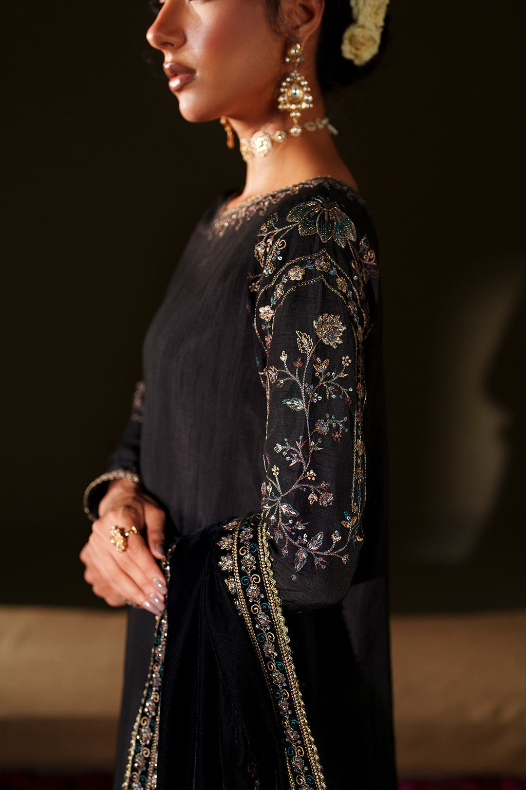 IV-72 Embroidered Velvet | VELVET EDIT II | IZNIK