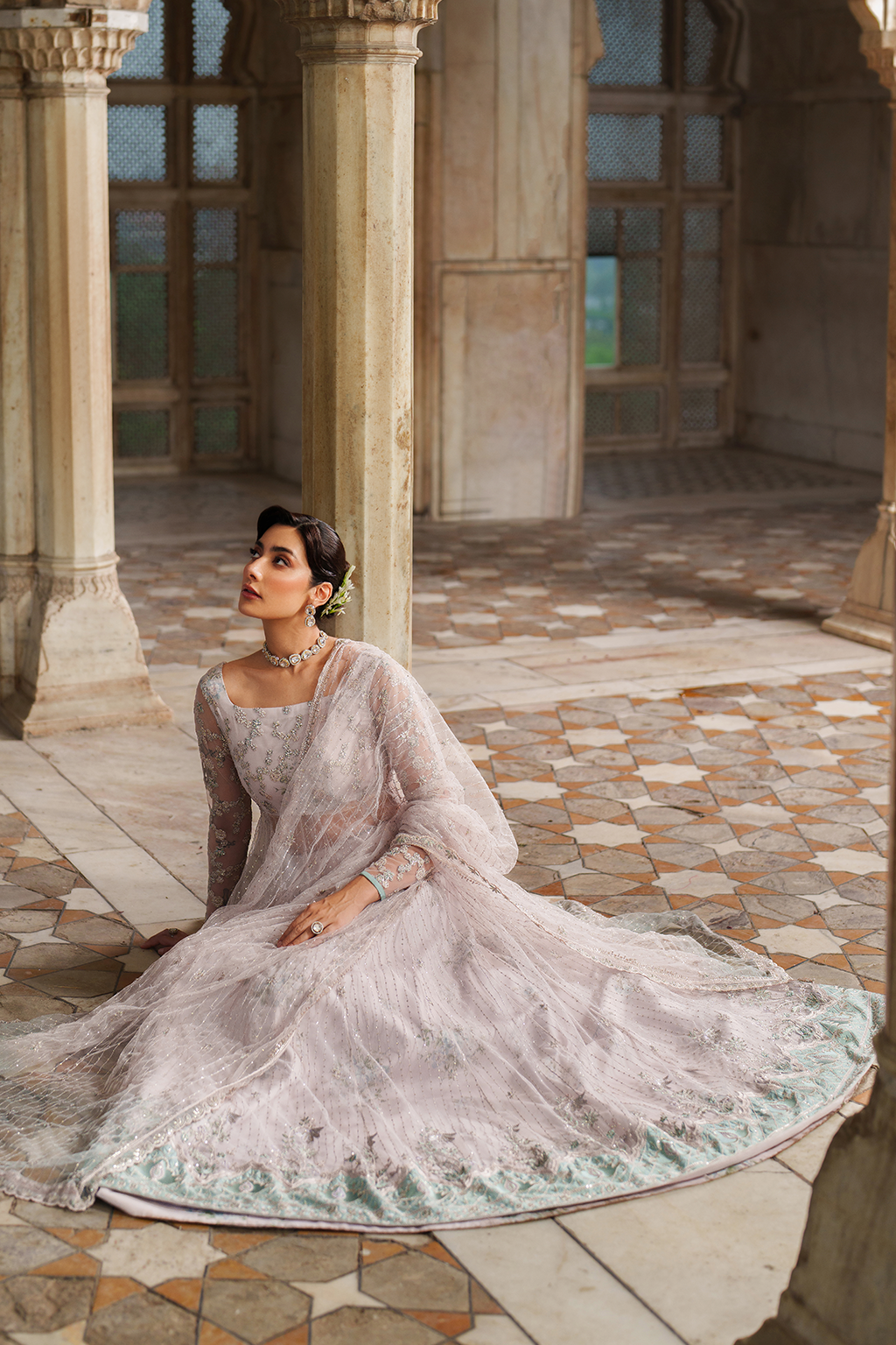 UE-552 Embroidered Net | Printed Formals | IZNIK