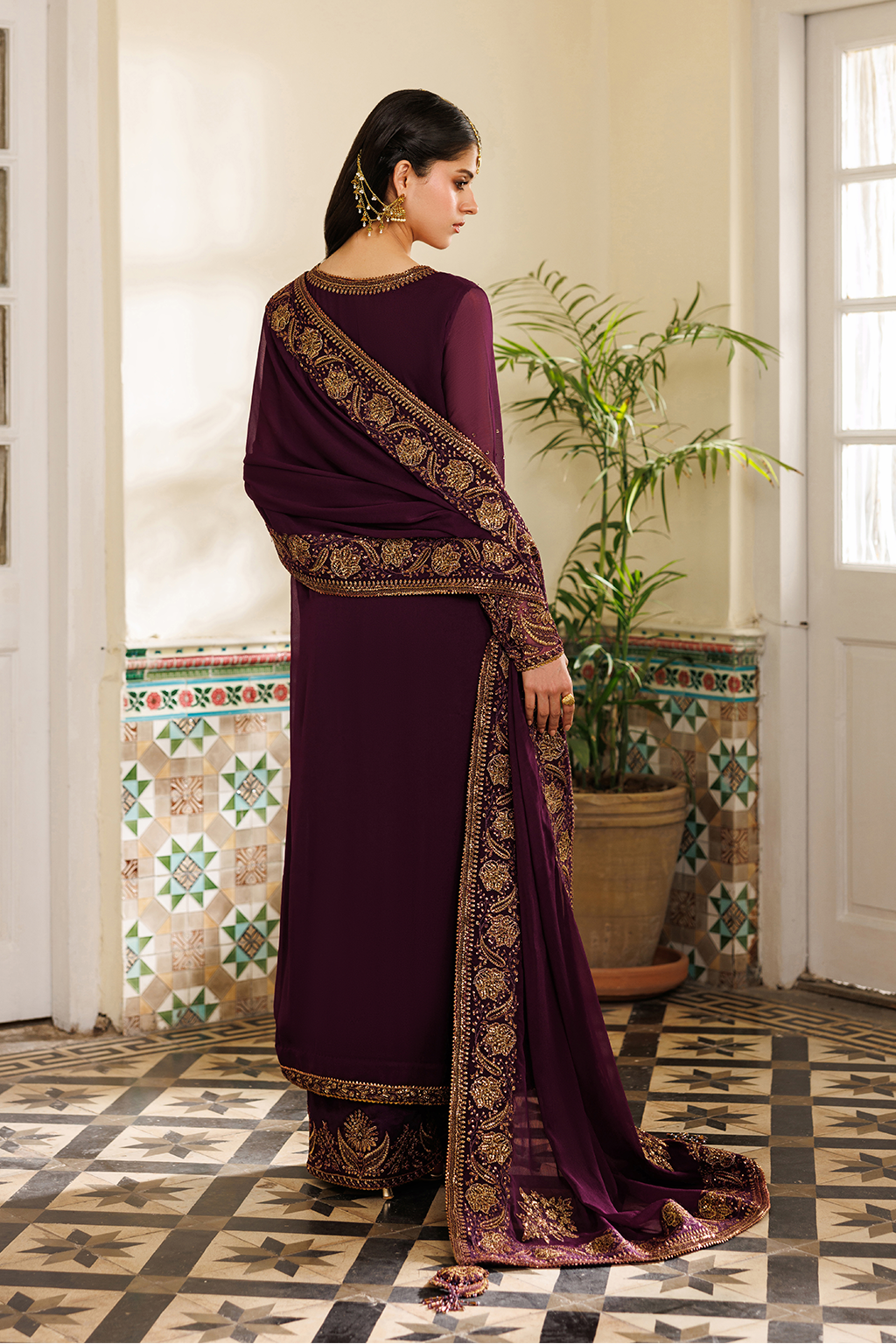 CC-95 Embroidered Chiffon | NOOR ANGAN SEMI FORMALS | IZNIK