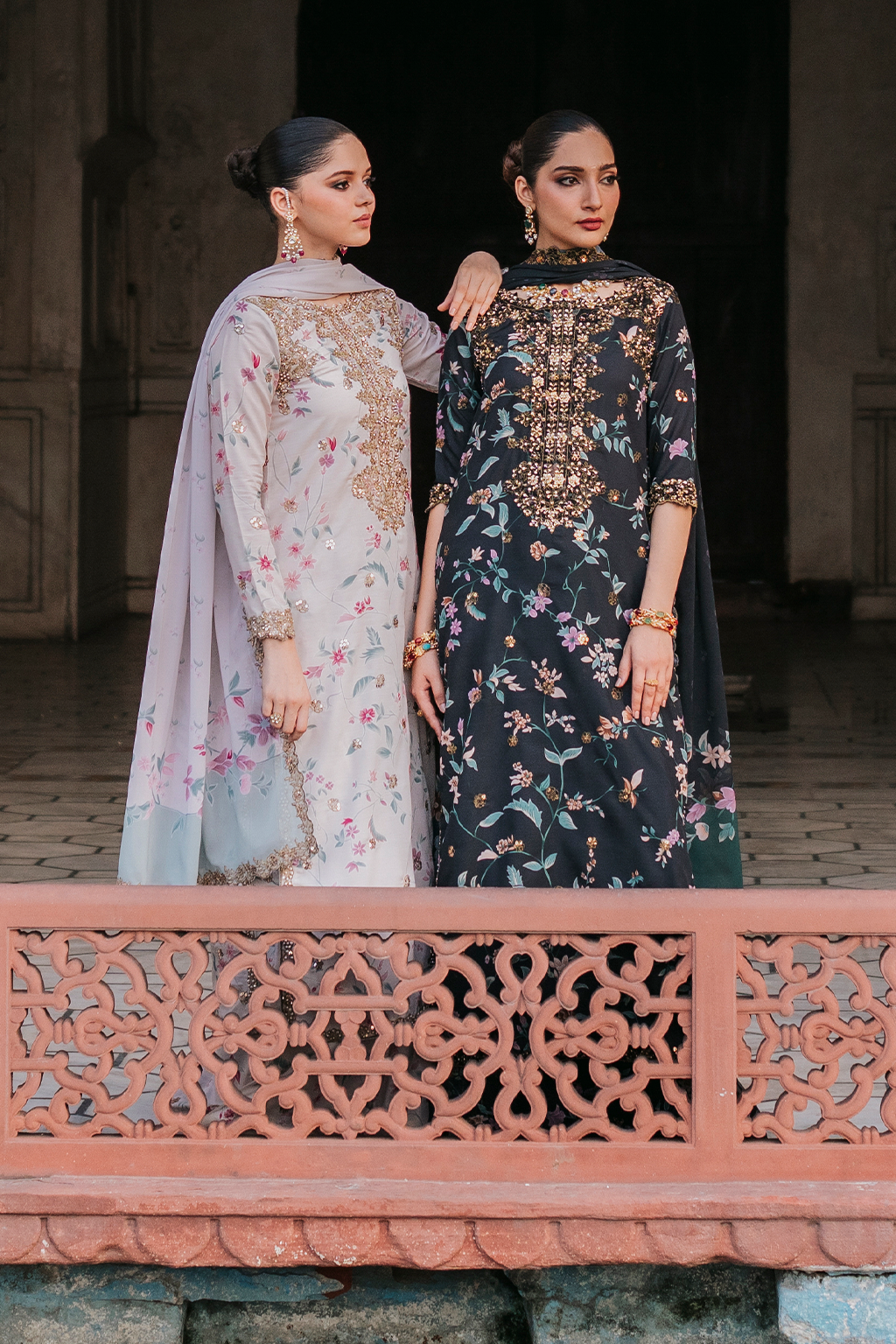 UE-317 Embroidered Raw Silk | Printed Formals | IZNIK