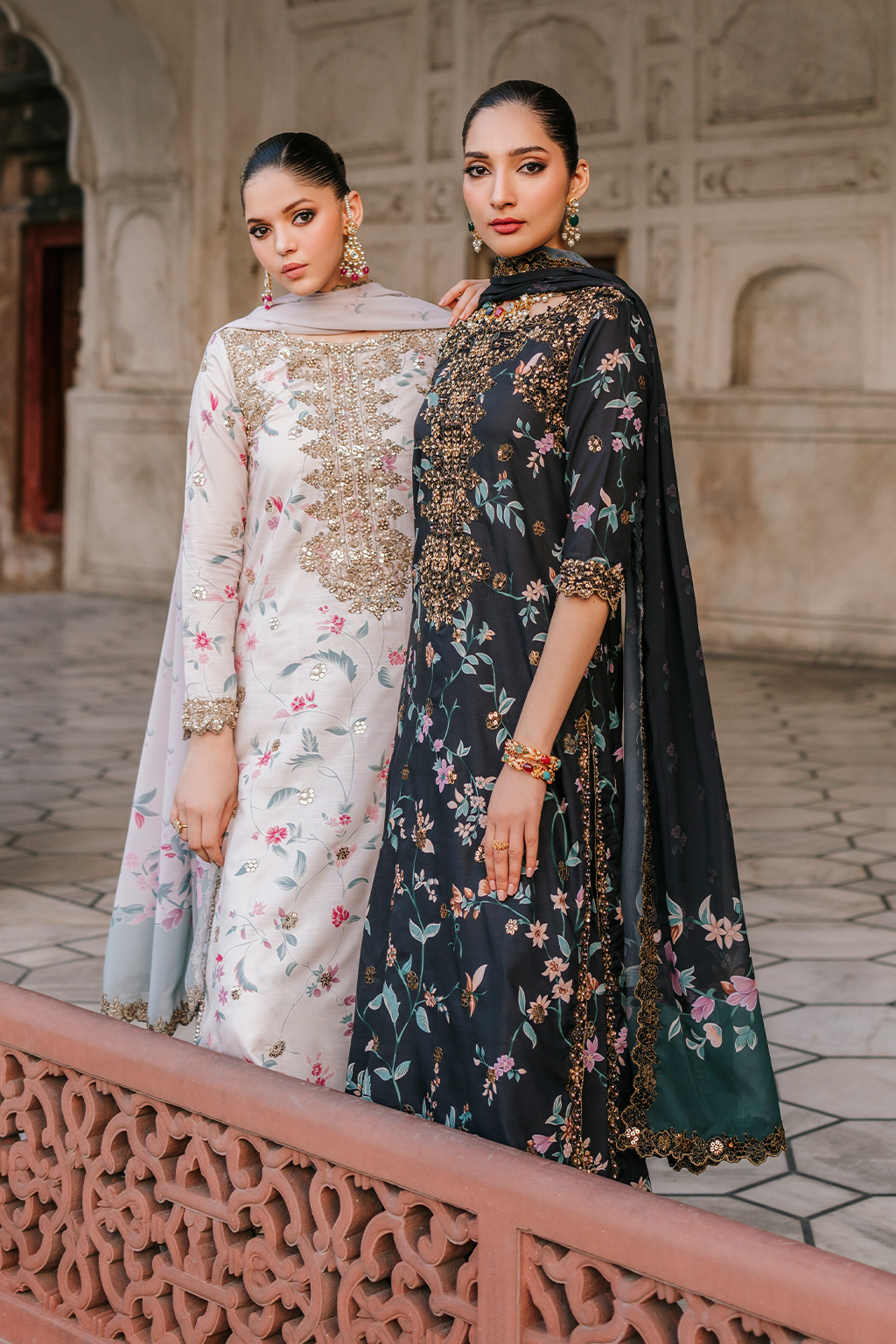 UE-317 Embroidered Raw Silk | Printed Formals | IZNIK