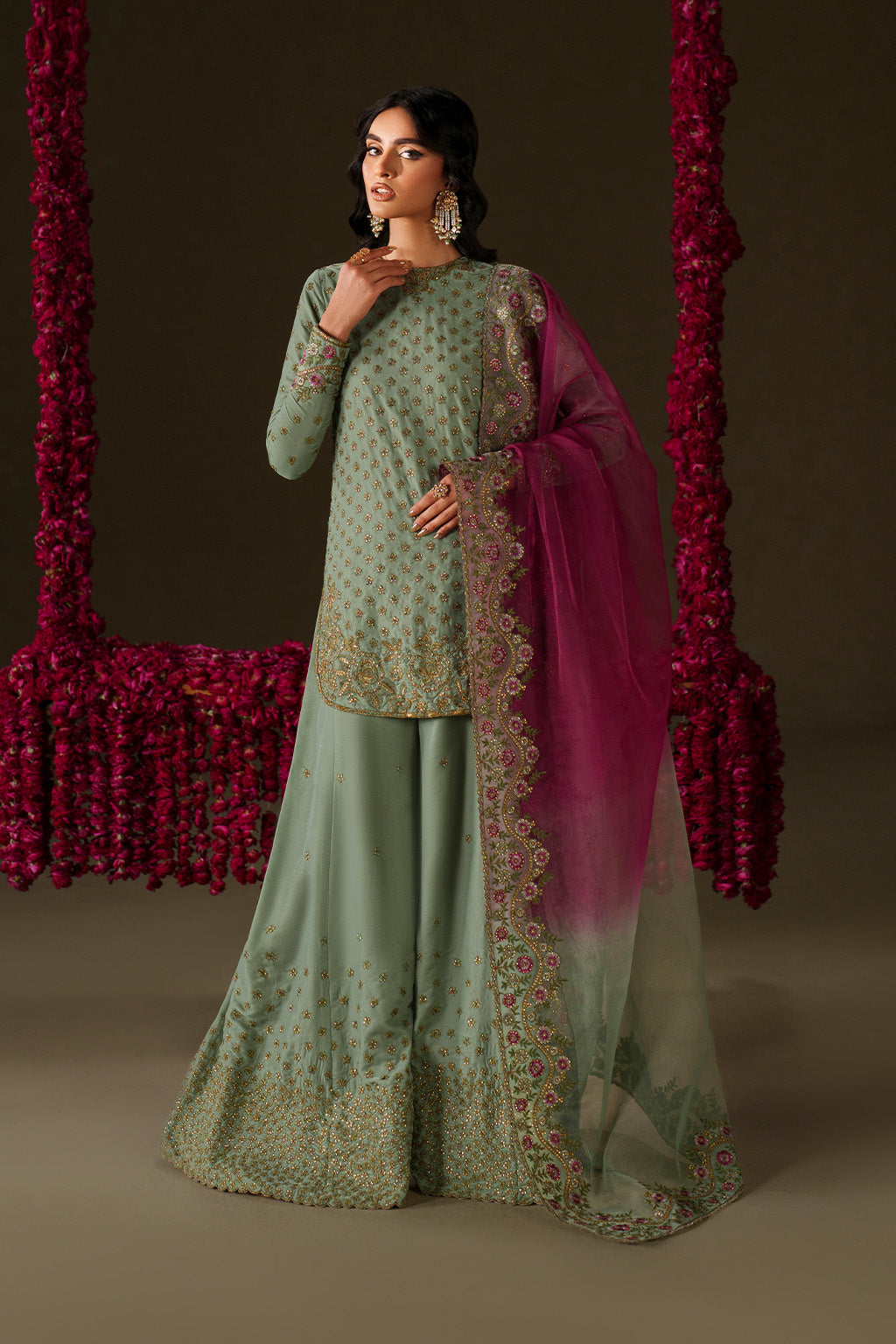 IV-73  Embroidered Velvet | VELVET 26 | IZNIK