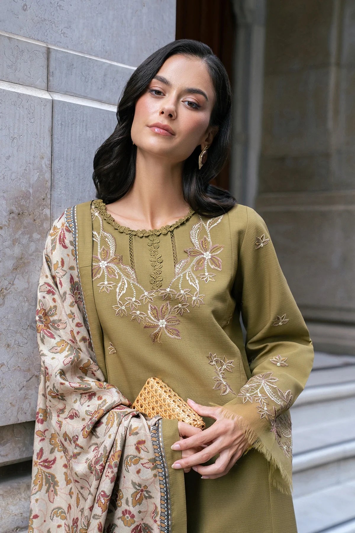 Eden | MEET ME IN ISTANBUL | Rang Rasiya Free Shipping to UK/USA/UAE Kapraye