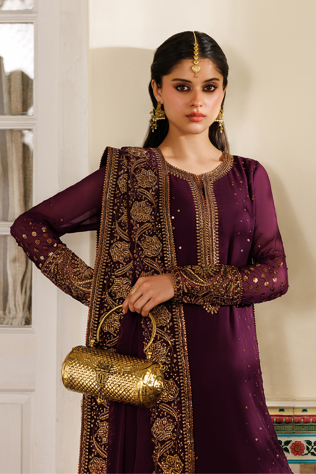 CC-95 Embroidered Chiffon | NOOR ANGAN SEMI FORMALS | IZNIK