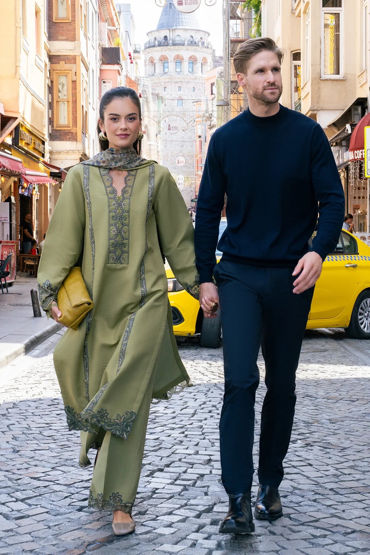 Willow | MEET ME IN ISTANBUL | Rang Rasiya Free Shipping to UK/USA/UAE Kapraye