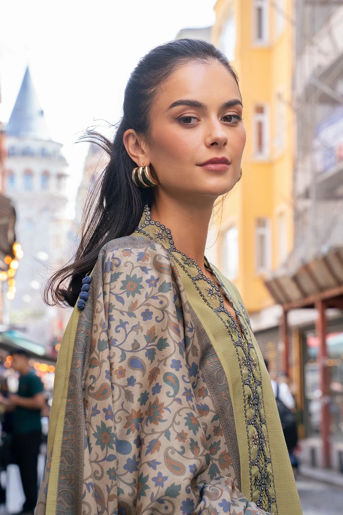 Willow | MEET ME IN ISTANBUL | Rang Rasiya Free Shipping to UK/USA/UAE Kapraye