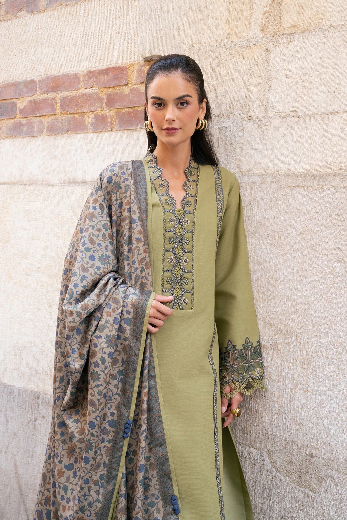 Willow | MEET ME IN ISTANBUL | Rang Rasiya Free Shipping to UK/USA/UAE Kapraye
