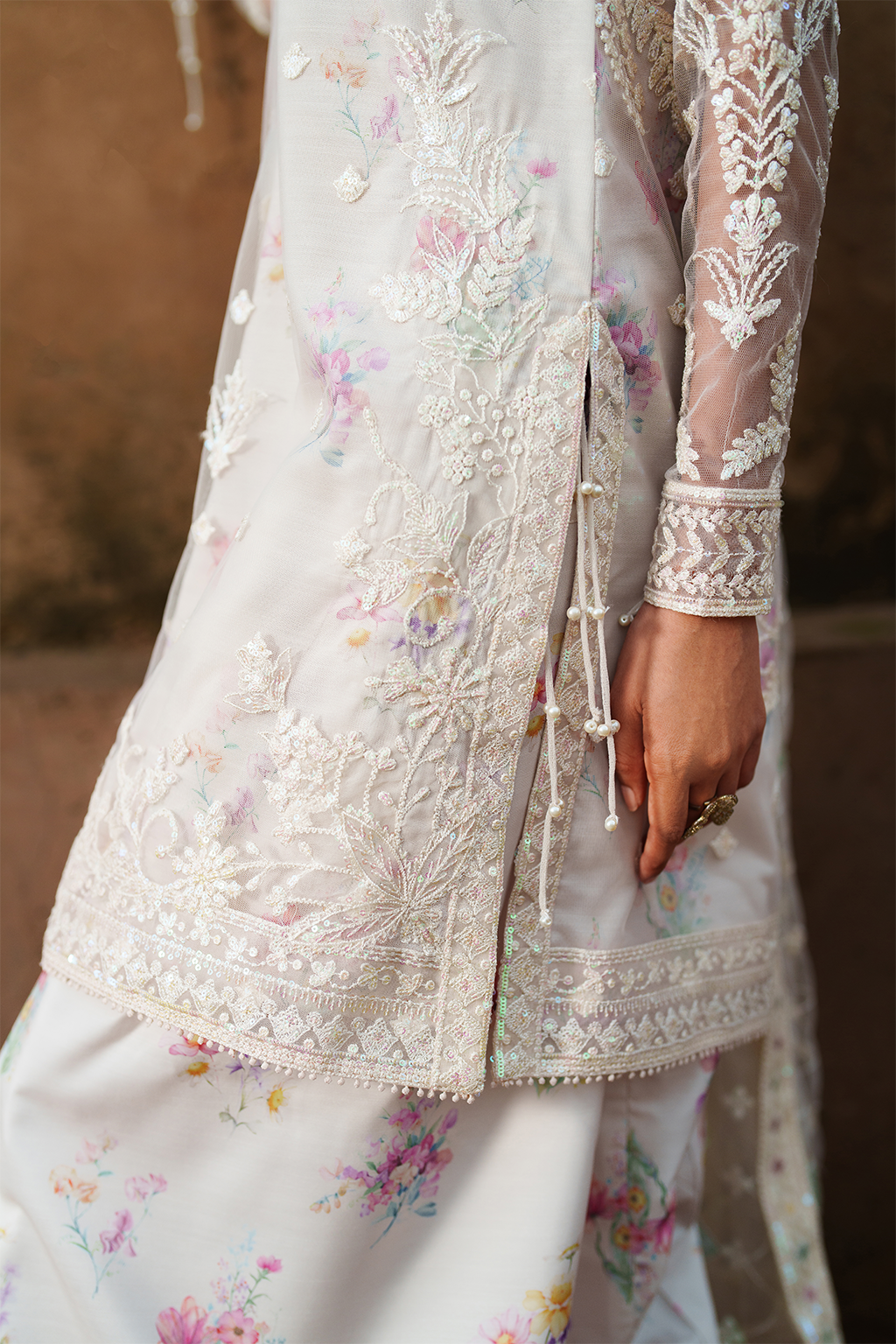 UE-534 Embroidered Net | Printed Formals | IZNIK