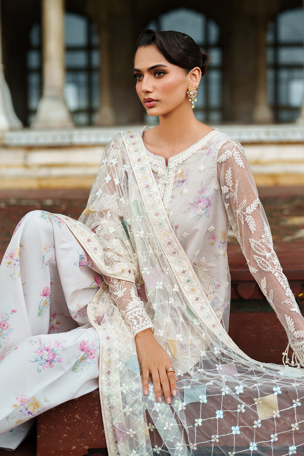 UE-534 Embroidered Net | Printed Formals | IZNIK