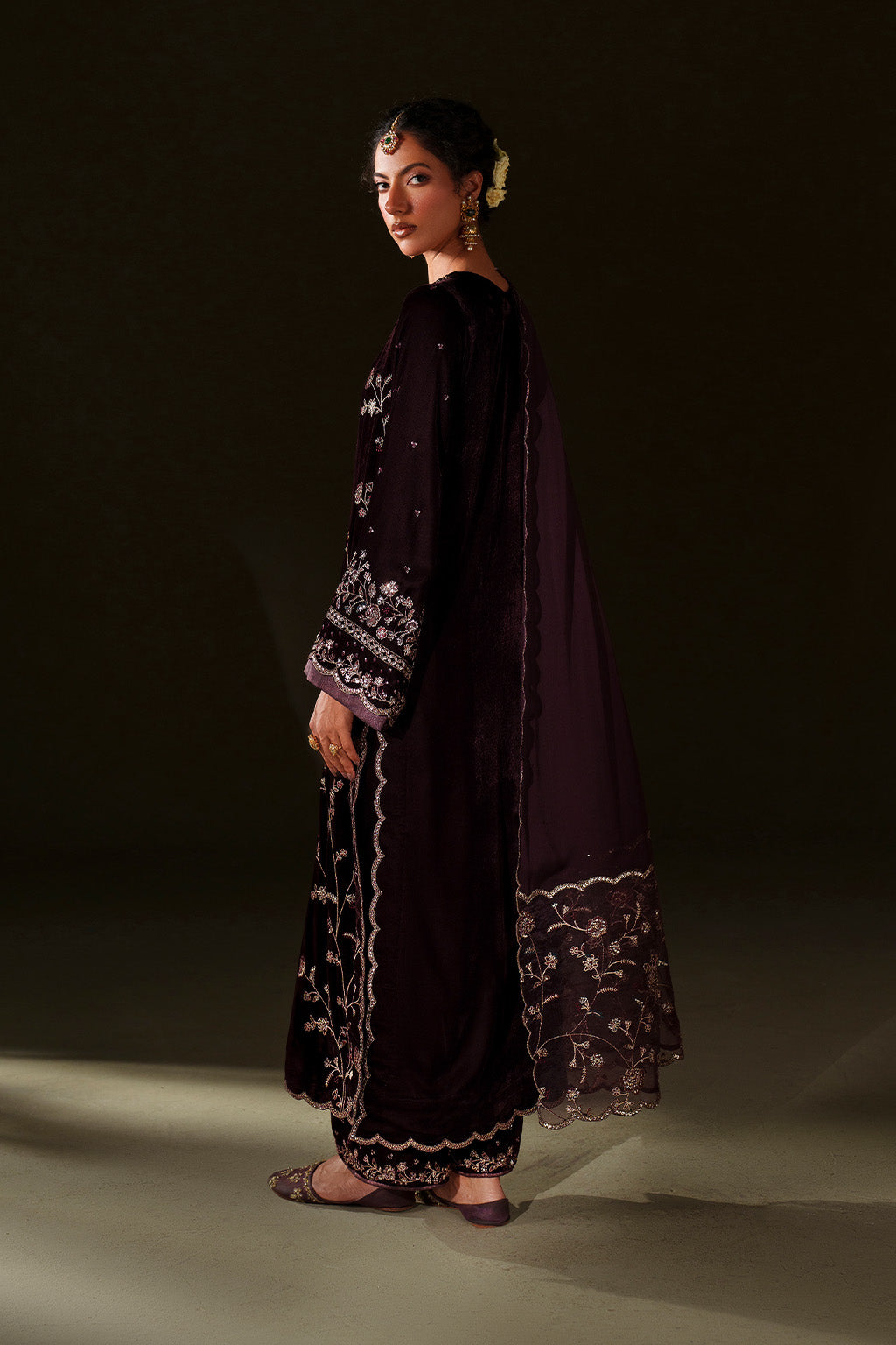 IV-70 Embroidered Velvet | VELVET EDIT II | IZNIK