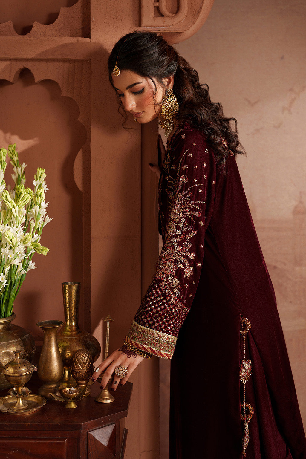 IV-55 Embroidered Velvet | VELVET 26 | IZNIK