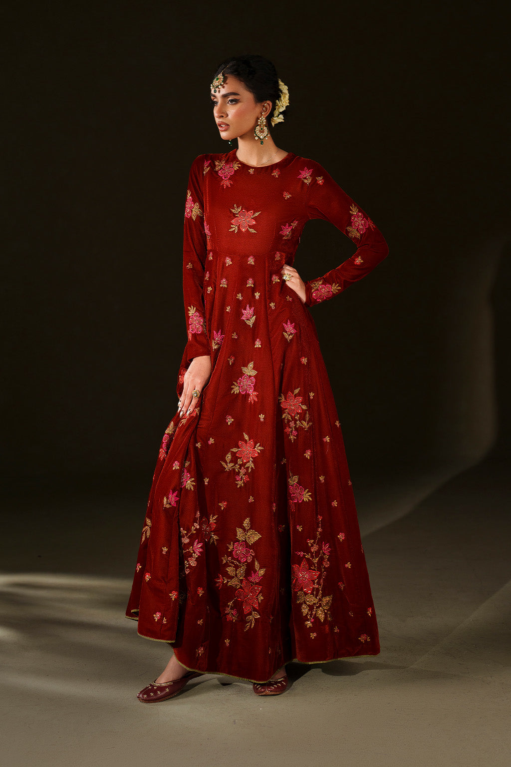 IV-79 Embroidered Velvet | VELVET EDIT II | IZNIK