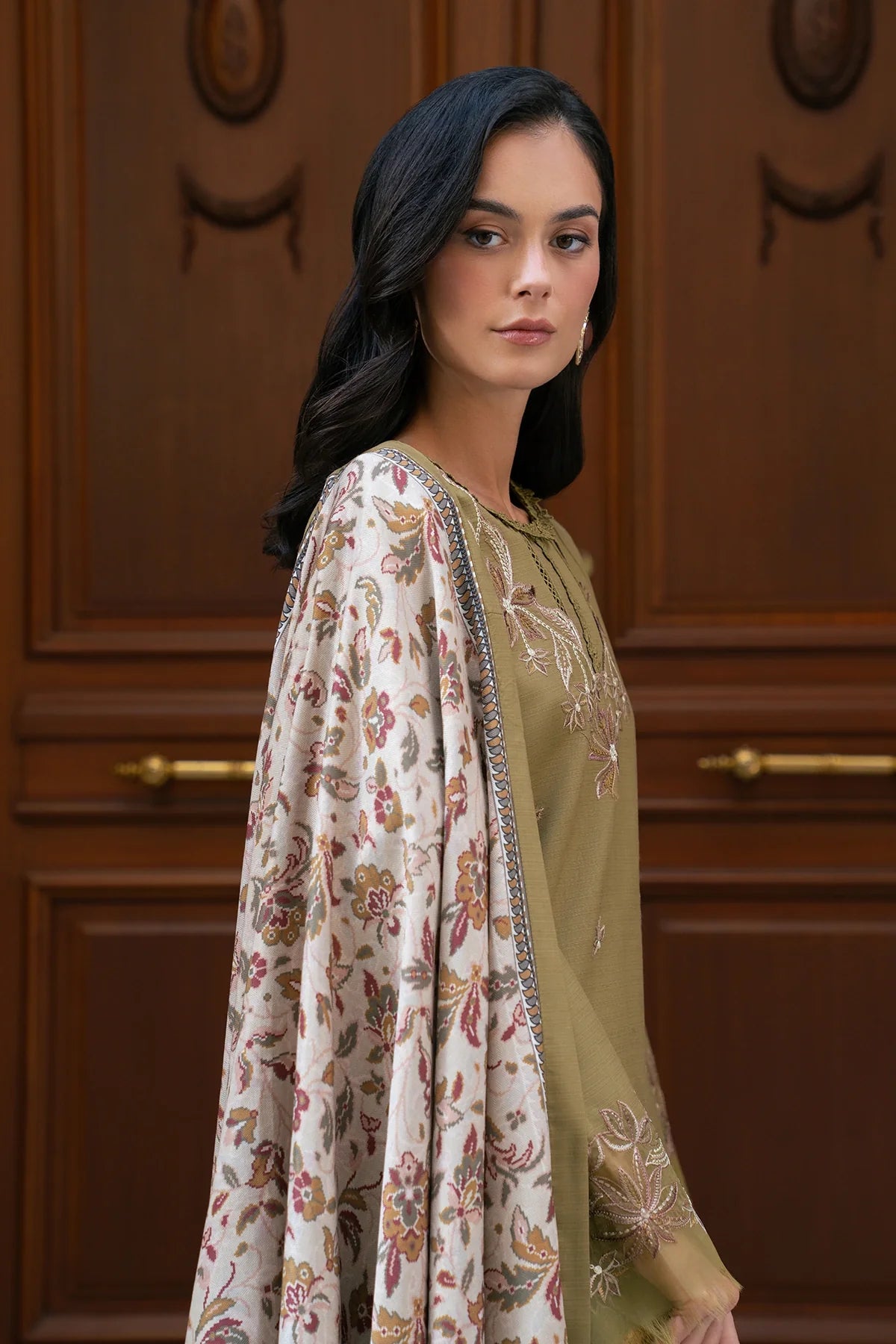 Eden | MEET ME IN ISTANBUL | Rang Rasiya Free Shipping to UK/USA/UAE Kapraye