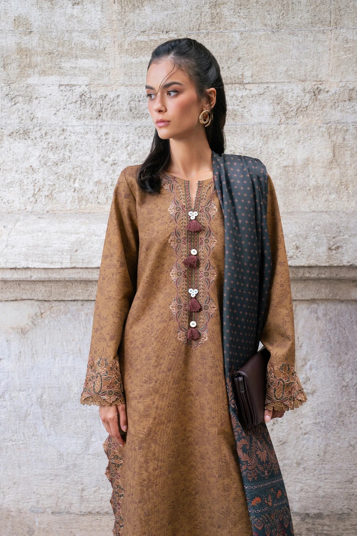 Oat | MEET ME IN ISTANBUL | Rang Rasiya