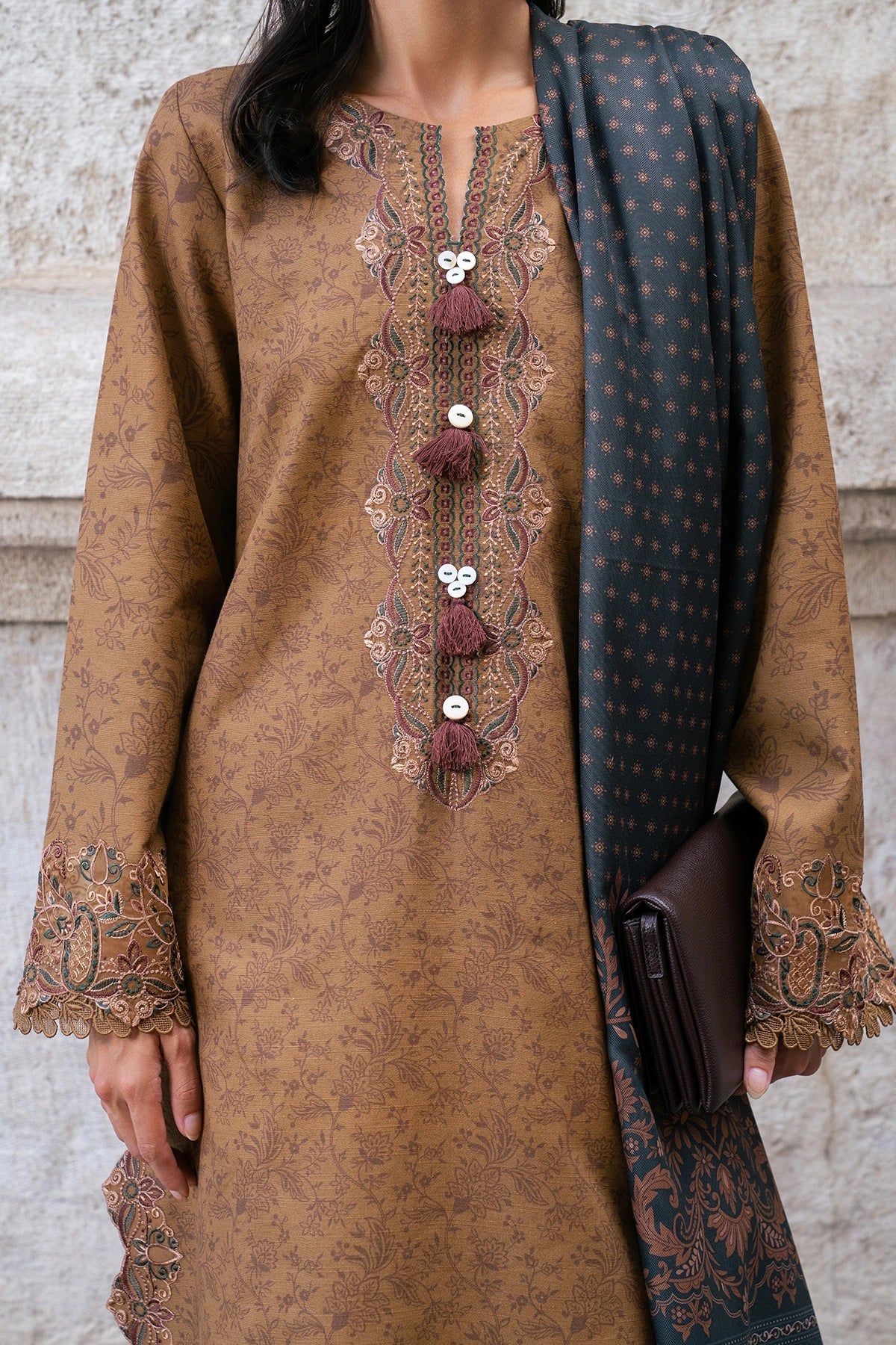 Oat | MEET ME IN ISTANBUL | Rang Rasiya