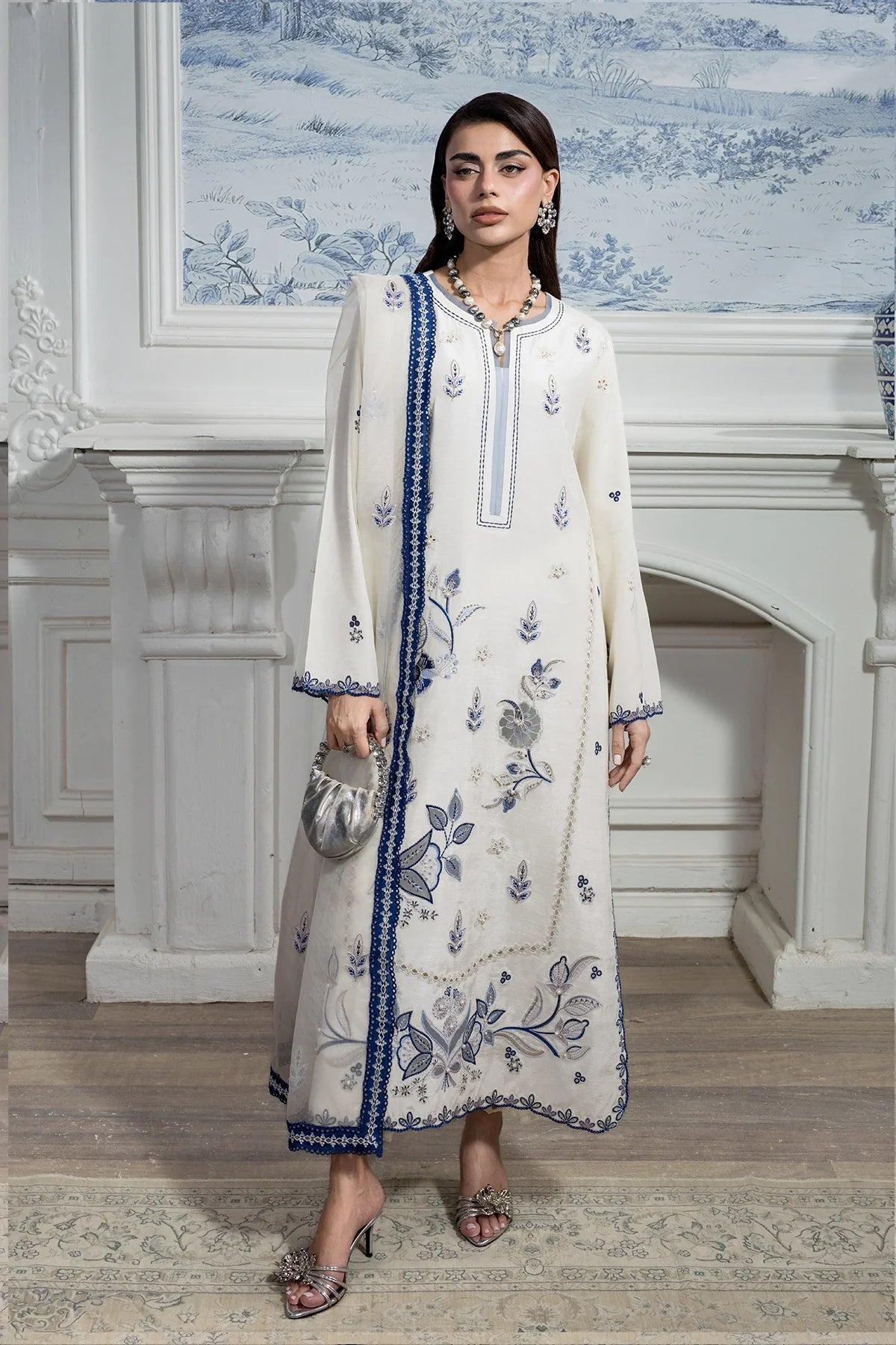 Luna | LUMEIRE SILK | RANG RASIYA
