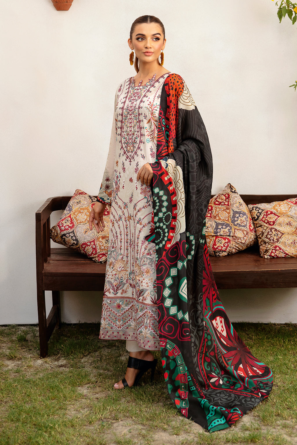 L-1208 || MASHAAL COLLECTION || RAMSHA in UK USA UAE online kapraye.com