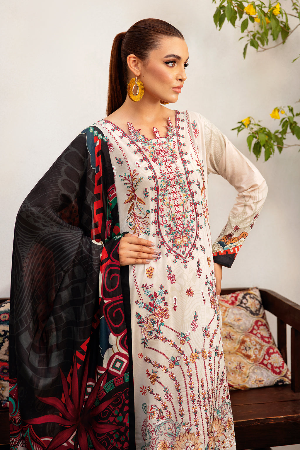 L-1208 || MASHAAL COLLECTION || RAMSHA in UK USA UAE online kapraye.com