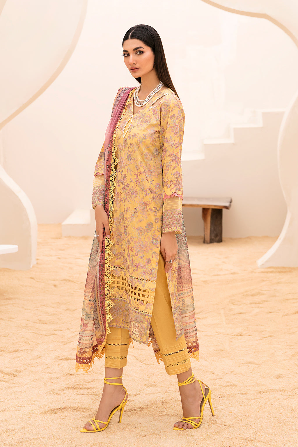 Z-706 || ANDAAZ COLLECTION || RAMSHA in UK USA UAE online kapraye.com