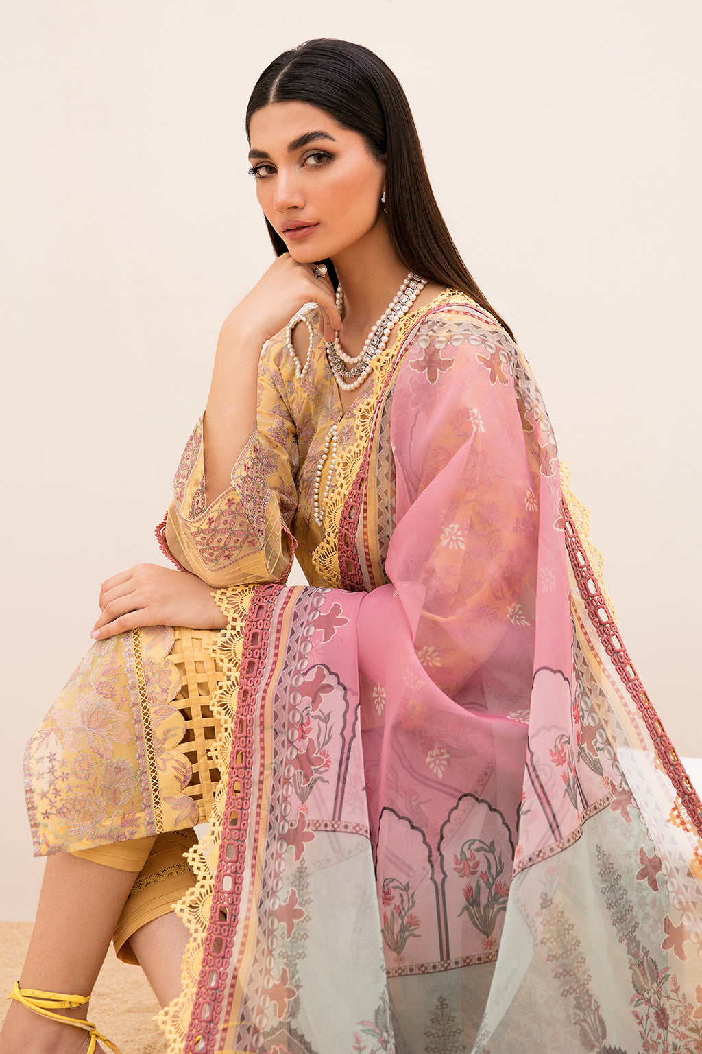 Z-706 || ANDAAZ COLLECTION || RAMSHA in UK USA UAE online kapraye.com