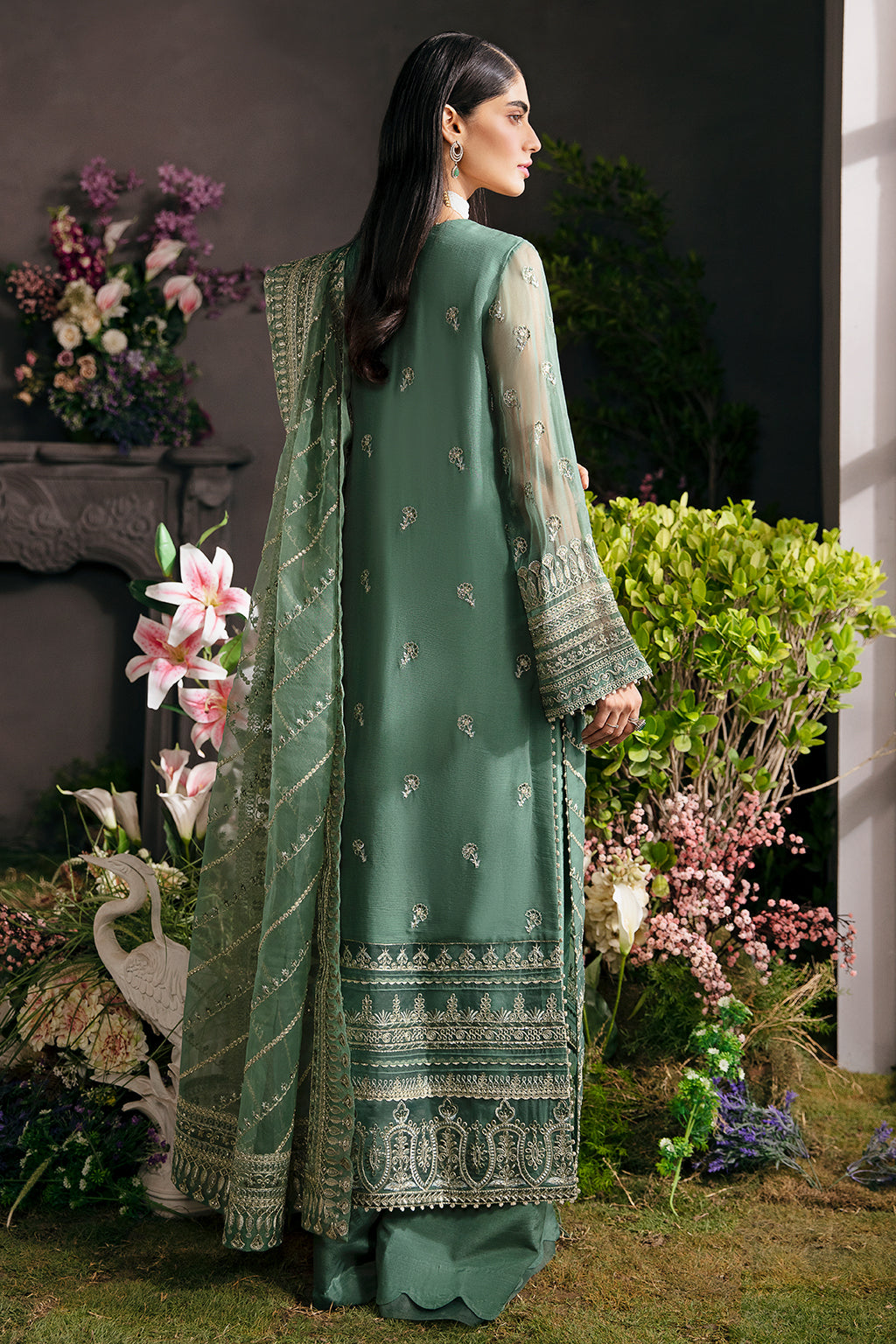 SEA MIST || LA FUCHSIA LUXURY FORMALS'23 || AFROZEH in UK USA UAE online kapraye.com