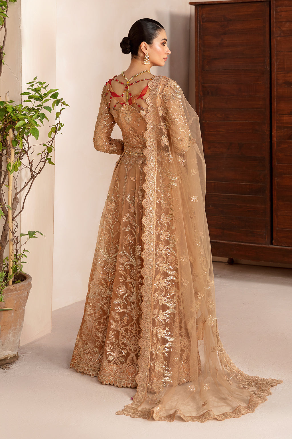 HB-404 || LUXURY WEDDING COLLECTION || RAMSHA in UK USA UAE online kapraye.com