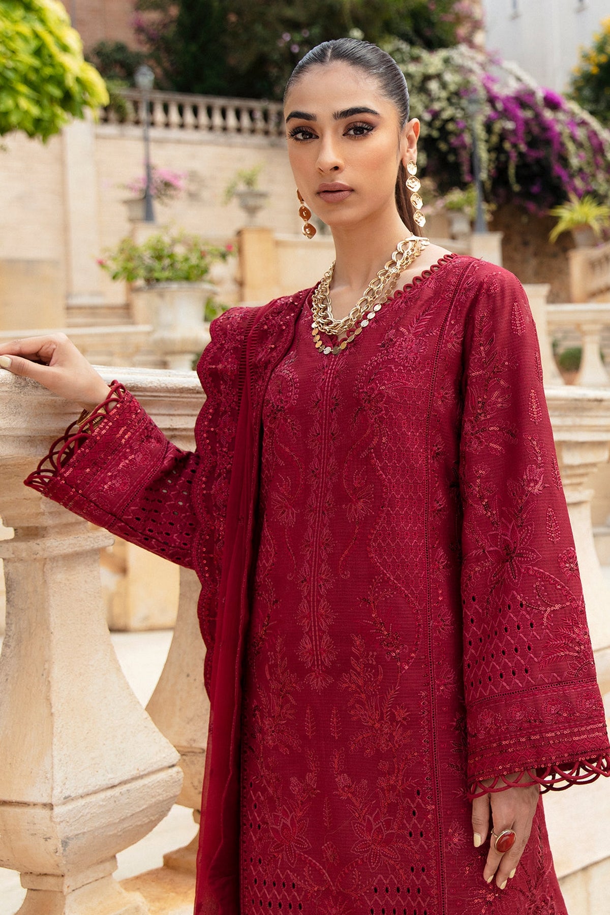 AMELIE || GULAAL LUXURY LAWN || GULAAL in UK USA UAE online kapraye.com