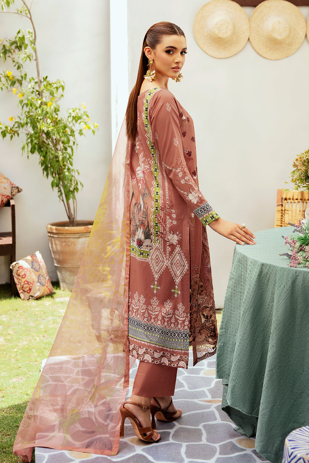 L-1212 || MASHAAL COLLECTION || RAMSHA in UK USA UAE online kapraye.com