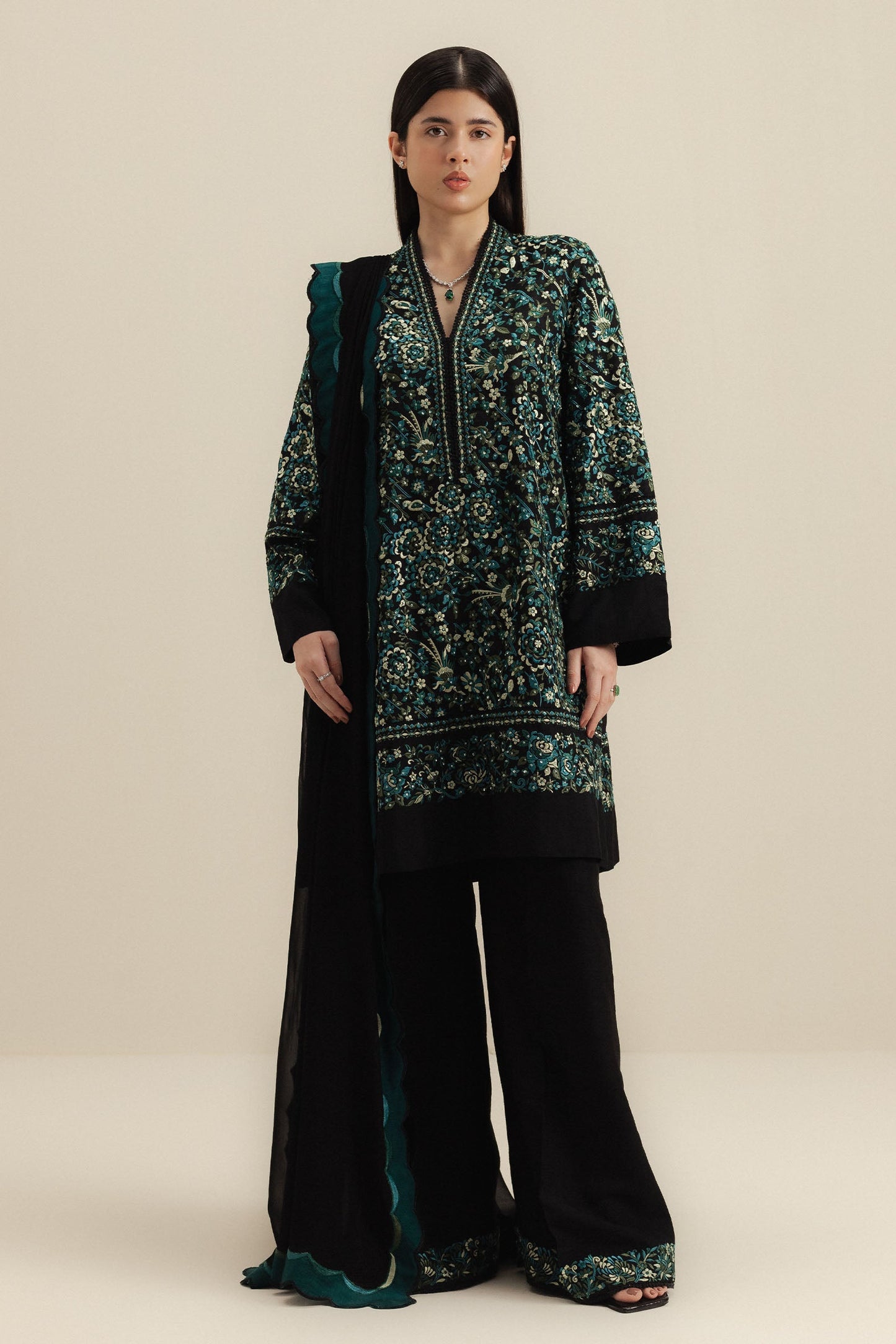 Mahveen | A/W Festive 2025 | Zara Shahjahan