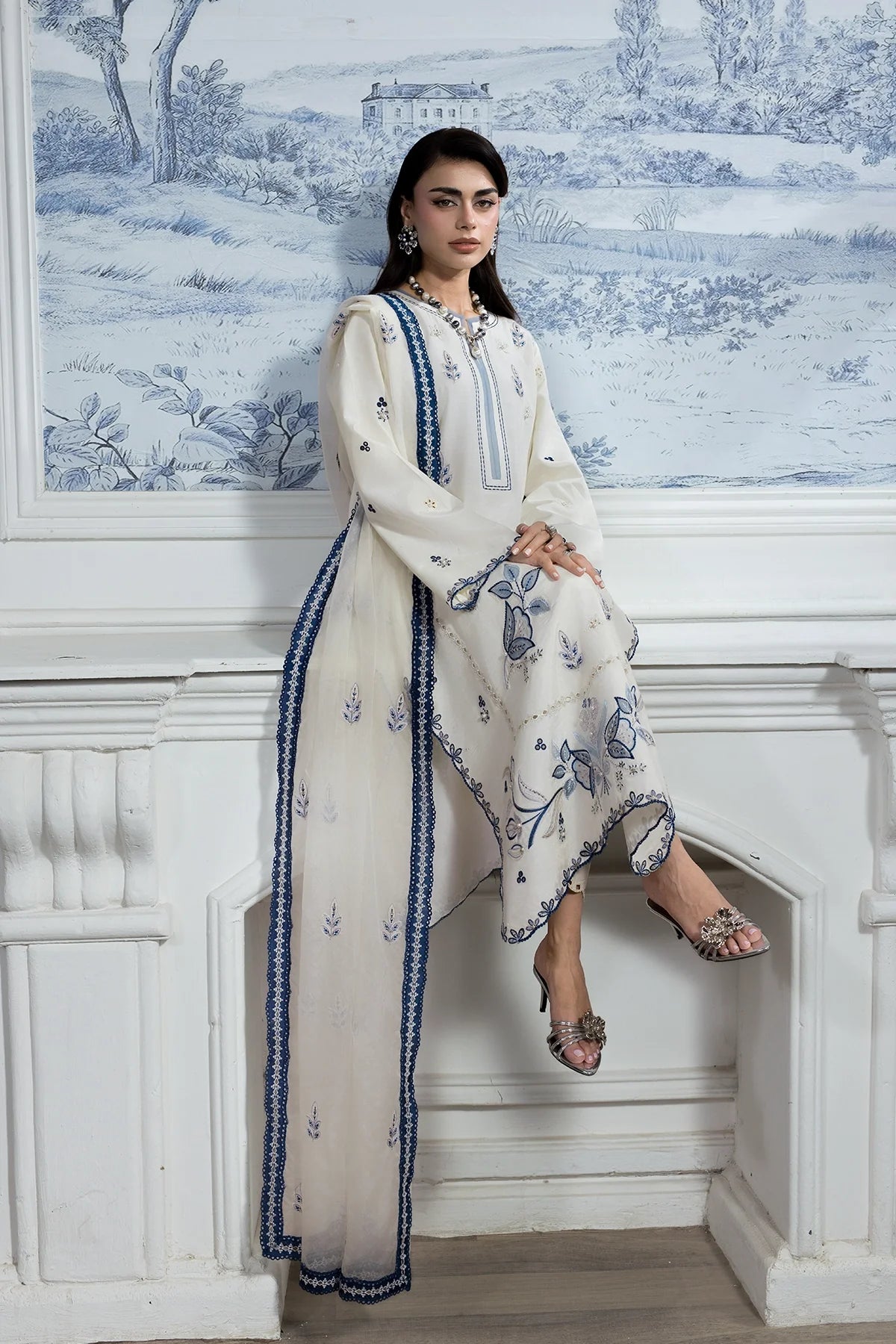 Luna | LUMEIRE SILK | RANG RASIYA