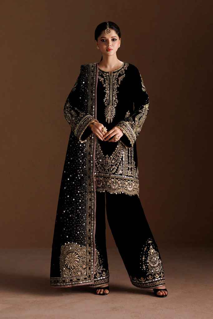 IV-90 Embroidered Velvet | VELVET 26 | IZNIK