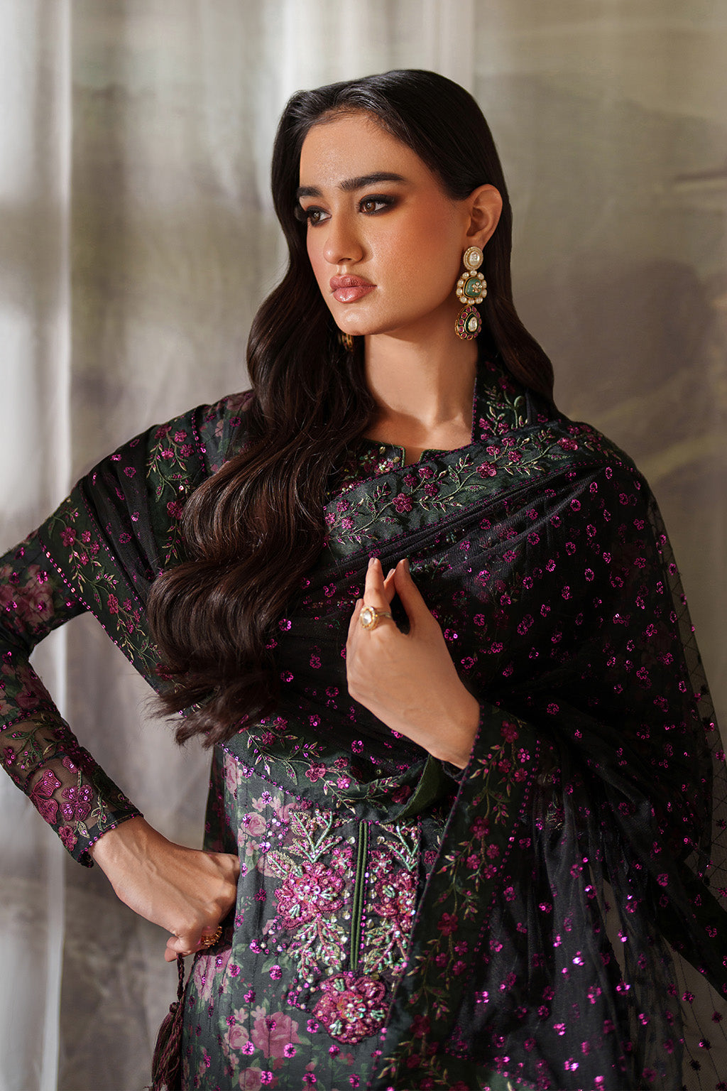 UE-537 Printed Raw Silk | Printed Formals | IZNIK