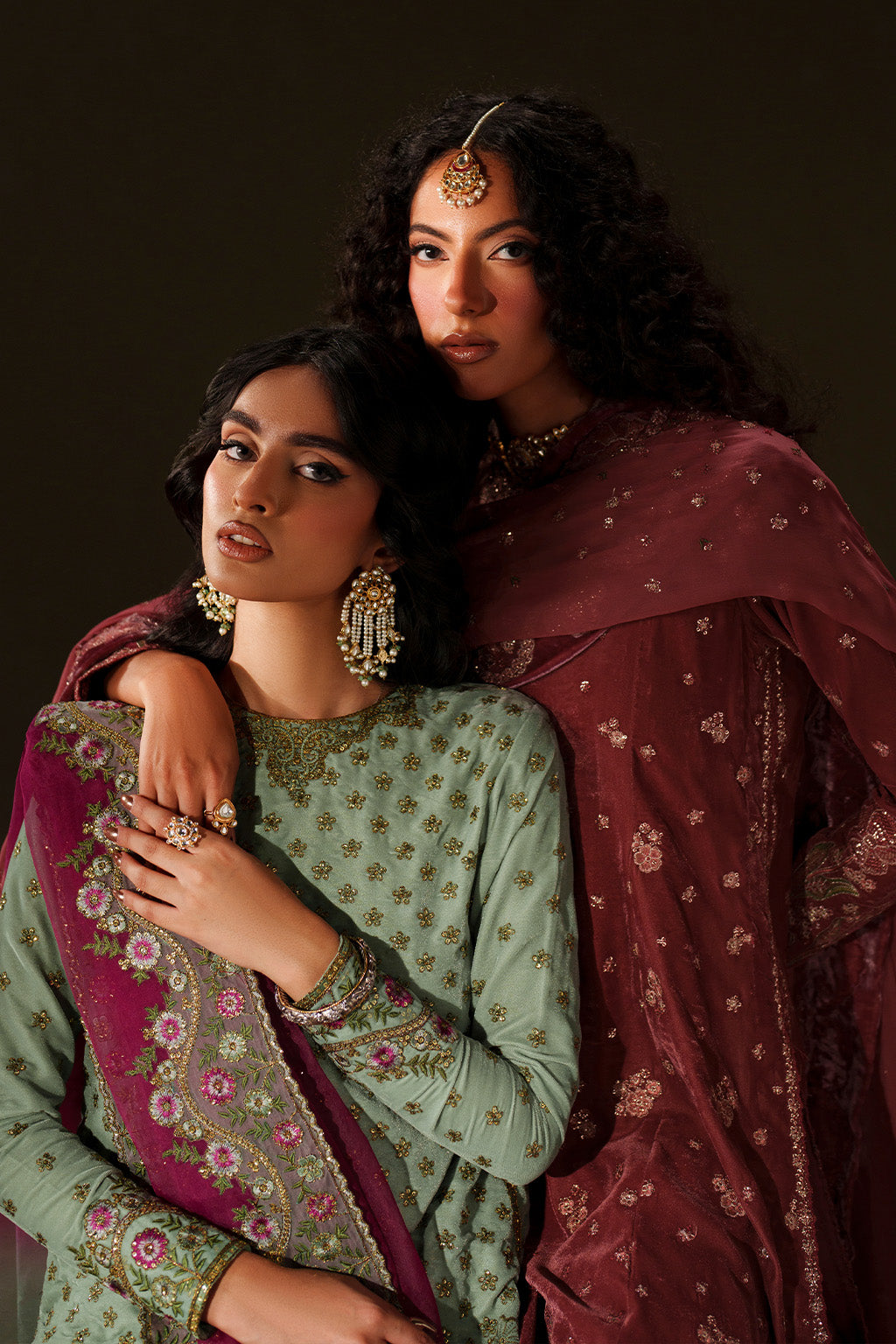 IV-75 Embroidered Velvet | VELVET EDIT II | IZNIK