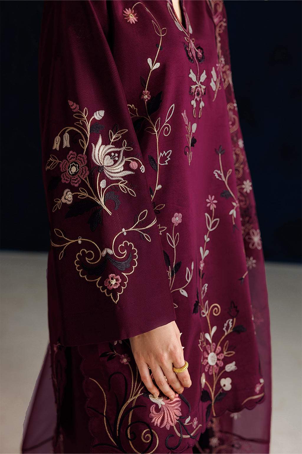 UE-655 Ramen Silk | Eid Luxe | Iznik